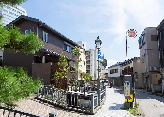 Kiki Hotel